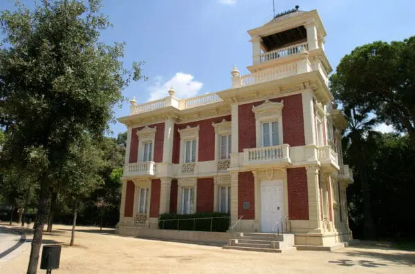 Façana del Museu de Can Tinturé