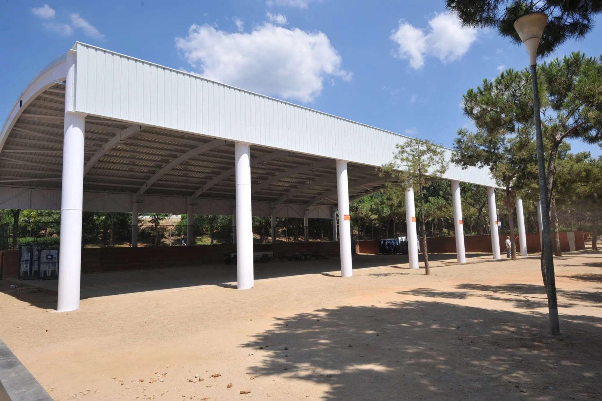 Pista coberta Conxita Undina al parc Pou d'en Fèlix