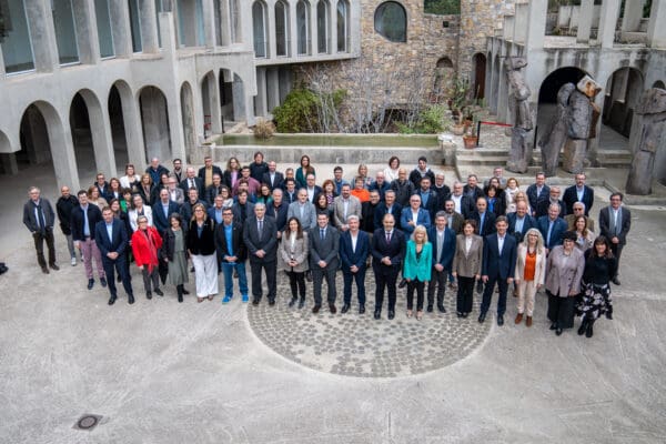 Més d'un centenar d'alcaldes i alcaldesses a l'Espai Corberó